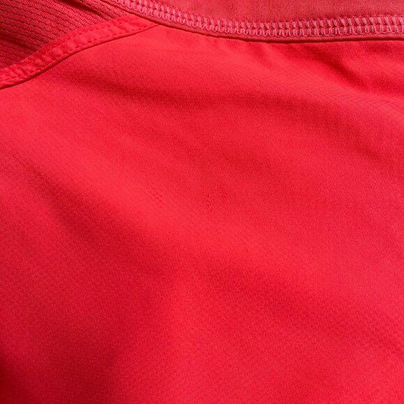Athleta Women's Red Fast Route Mid Rise Run Shorts Size Medium - Picture 11 of 14